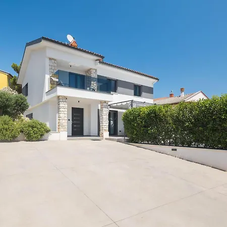 Three-bedroom In Сasa de vacaciones *