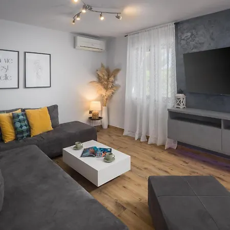 Holiday home Beautiful In With Wifi
